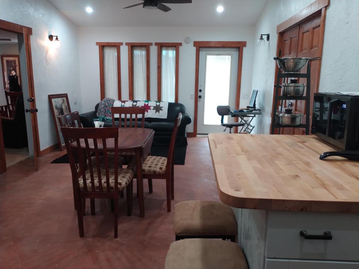 Black Star Ranch Vineyard Pahrump Bagian luar foto